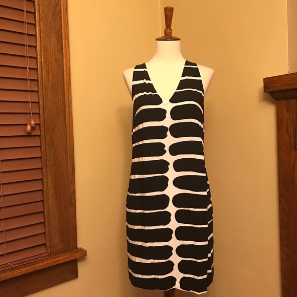 MARIMEKKO Abstract Print Sleeveless Tunic Dress - Picture 2 of 9